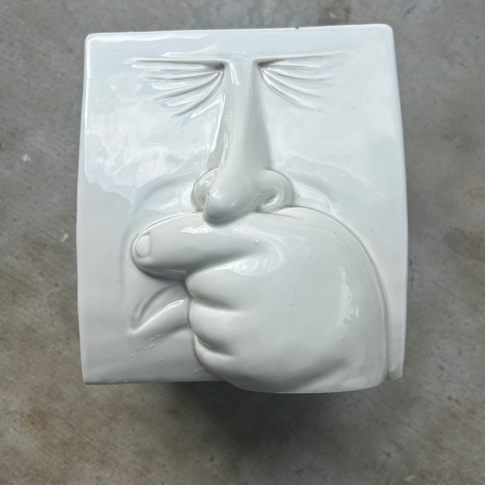 Fitz and Floyd Rare Vintage Porcelain Face Sneezing Nose Tissue Box Cover Rare
